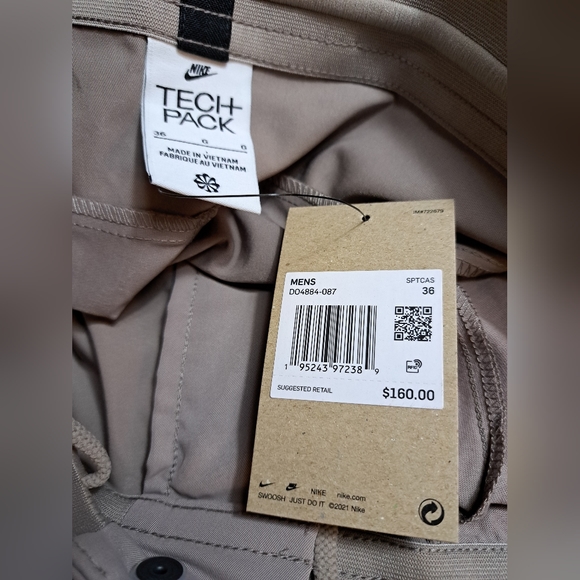 Nike Sportswear Tech Pack Reflective Unlined Cargo Pants - Picture 10 of 10